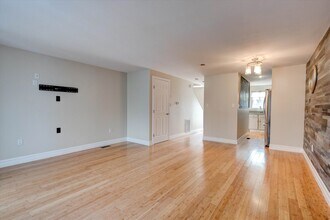 50 Edward J Roy Dr in Manchester, NH - Building Photo - Building Photo