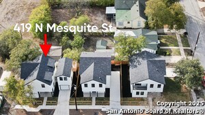 419 N Mesquite St in San Antonio, TX - Building Photo - Building Photo