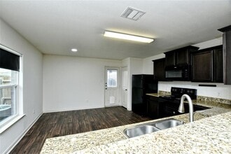 104 Independence Ave in Liberty Hill, TX - Building Photo - Building Photo