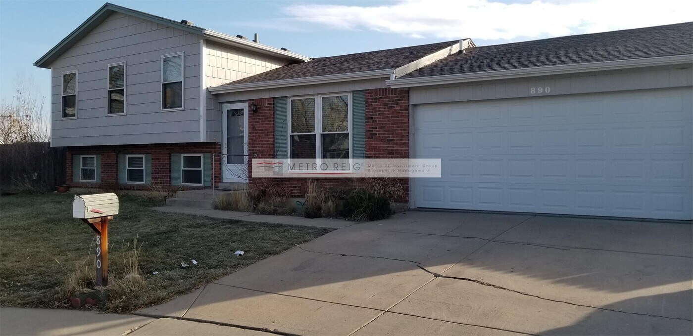 890 Lilac St in Broomfield, CO - Building Photo