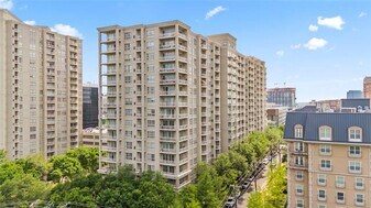 3225 Turtle Creek Blvd in Dallas, TX - Building Photo