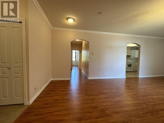 588-588 W 45th Ave in Vancouver, BC - Building Photo - Building Photo