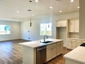 2161 Gentle Rain Dr in Roseville, CA - Building Photo - Building Photo