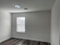 12404 Urban Dale Ct photo'