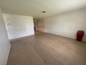 2703 Cherokee Ave in Fort Pierce, FL - Building Photo - Building Photo