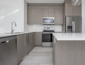 212 Creekstone Dr SW in Calgary, AB - Building Photo - Building Photo