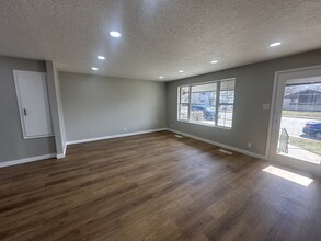 2 W 1500 S in Bountiful, UT - Building Photo - Building Photo