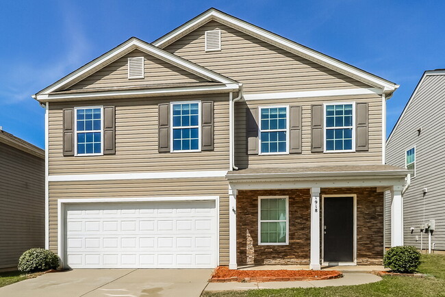 property at 1918 Eastway Dr