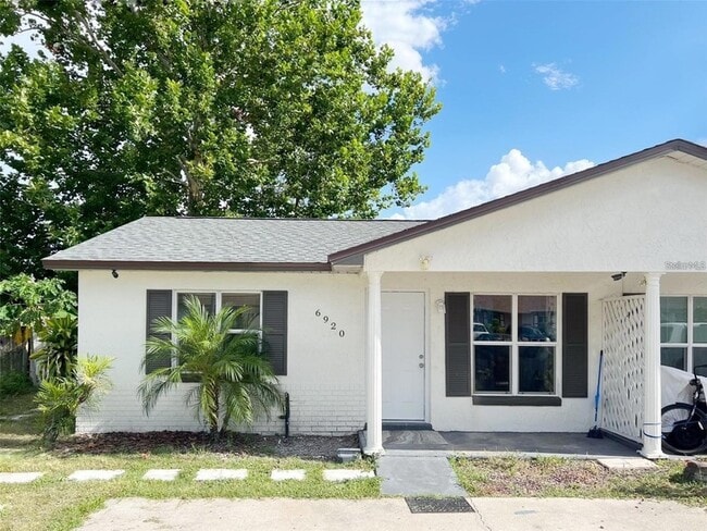 6920 Edgefield Ln in Orlando, FL - Building Photo - Building Photo