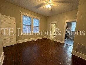 666 N Spring St in Winston-Salem, NC - Building Photo - Building Photo