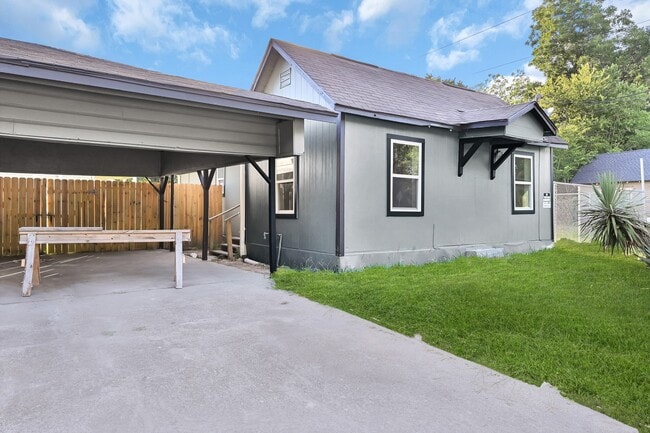 property at 601 Booker T Washington St