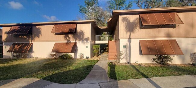 property at 100 Sweetgum Woods Ct