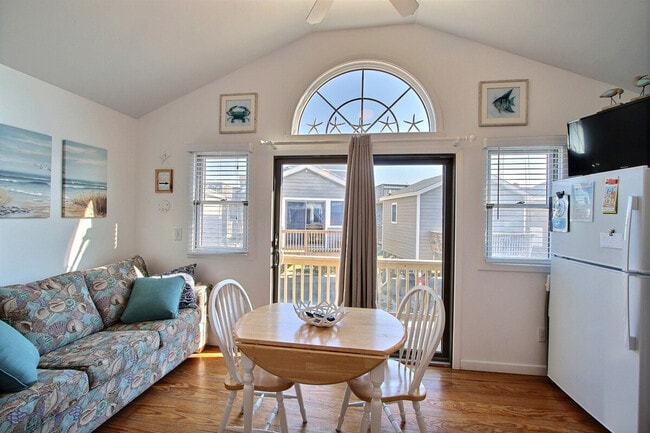 56821 North Carolina Hwy 12