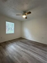 704 Sunset Ave in Auburndale, FL - Building Photo - Building Photo