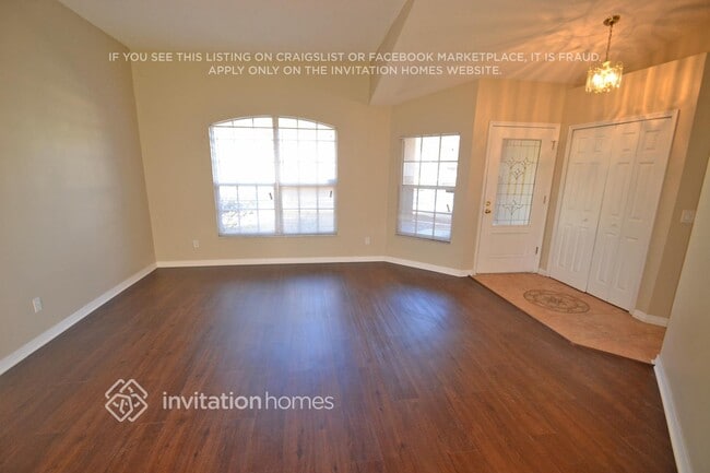 8078 Country Run Pkwy in Orlando, FL - Foto de edificio - Building Photo