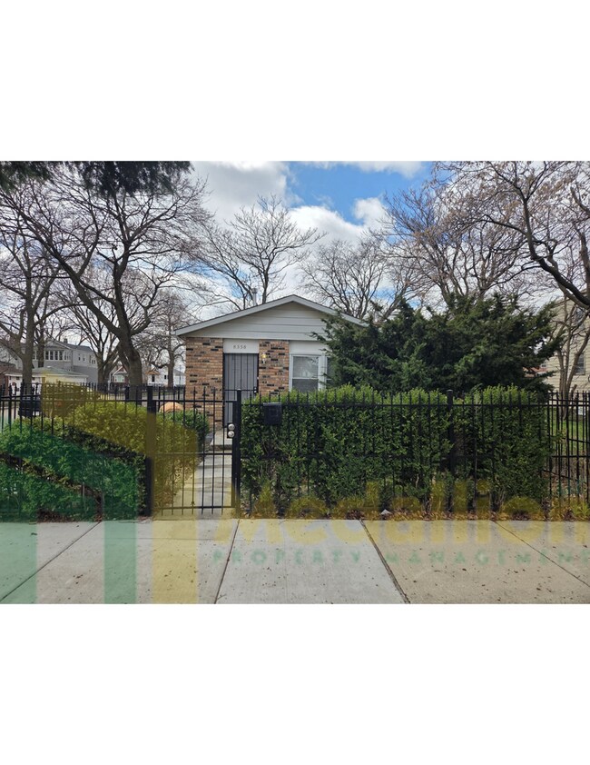 8358 S Morgan St in Chicago, IL - Building Photo - Building Photo