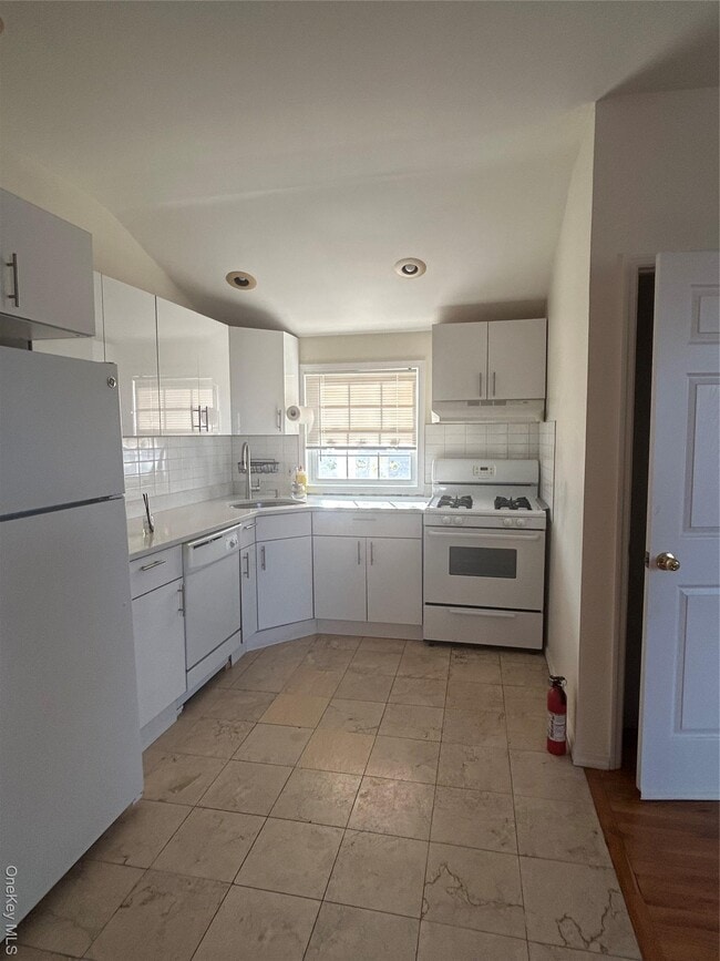 202-38-20247 47th Ave in Queens, NY - Building Photo - Building Photo