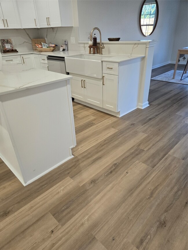 property at 511 S Roosevelt Ave