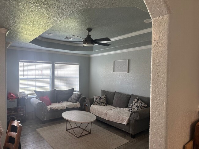 430 Center Way in Lake Jackson, TX - Building Photo - Building Photo