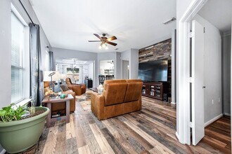 739 Apple Blossom Dr in Pearland, TX - Building Photo - Building Photo