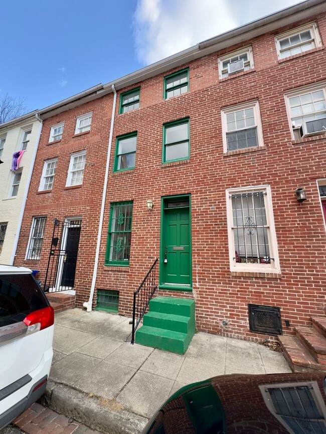 217 Penn St in Baltimore, MD - Building Photo - Building Photo