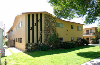 330 Western Ave in Glendale, CA - Building Photo - Building Photo