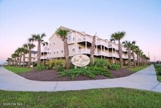 108 Sea Star Cir in Surf City, NC - Foto de edificio - Building Photo