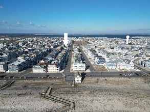 71 Fielder Ave in Seaside Heights, NJ - Building Photo - Building Photo