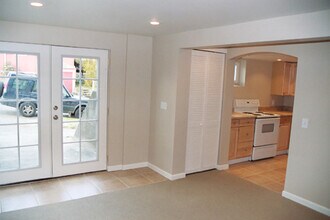 8116 Linden Ave N in Seattle, WA - Building Photo - Building Photo