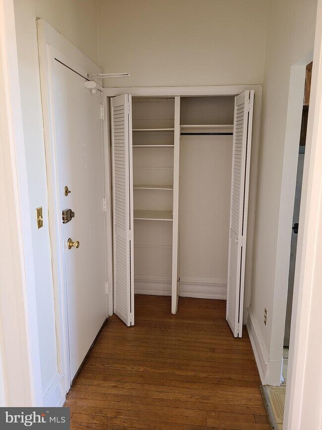 3420 16th St NW-Unit -404 in Washington, DC - Building Photo - Building Photo