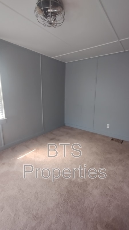 1537 S Idaho St in Peoria, IL - Building Photo - Building Photo