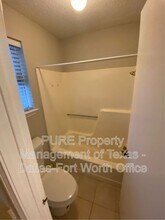 7705 Red Oak St in North Richland Hills, TX - Building Photo - Building Photo
