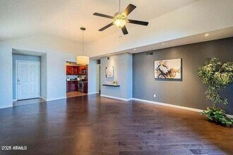 5122 E Shea Blvd in Scottsdale, AZ - Building Photo - Building Photo