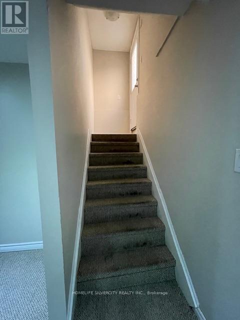 42 Lavallee Cres in Brampton, ON - Building Photo - Building Photo