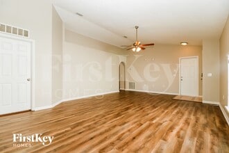 3134 Whispering Trails St in Winter Haven, FL - Foto de edificio - Building Photo