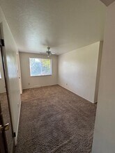 143 S Brentwood Dr in Colorado Springs, CO - Foto de edificio - Building Photo
