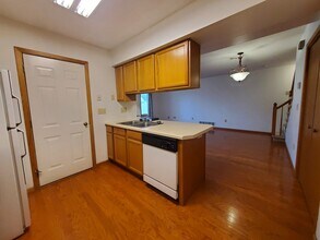 2525 S 40th St in Grand Forks, ND - Building Photo - Building Photo