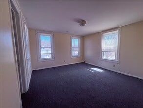 61 Church St in Oneonta, NY - Building Photo - Building Photo