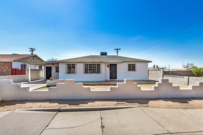 property at 5446 S 17th Pl