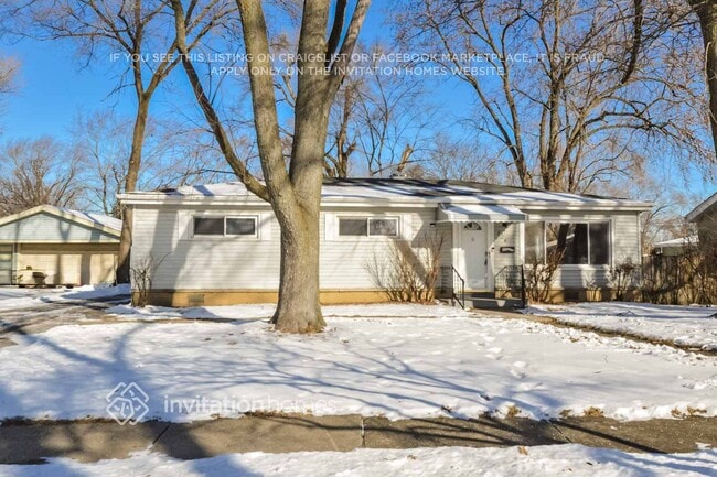 property at 724 W James St