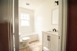230 Tecumseh Rd in Syracuse, NY - Building Photo - Building Photo