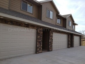 3808 Oklahoma Ave in Sioux Falls, SD - Building Photo - Building Photo