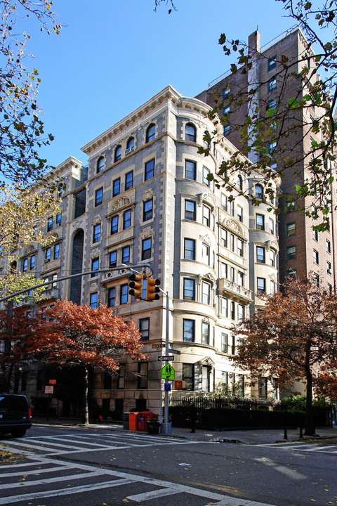 Florence Court Cooperative in Brooklyn, NY - Building Photo