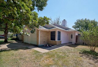 12313 Limerick Ave in Austin, TX - Building Photo - Building Photo