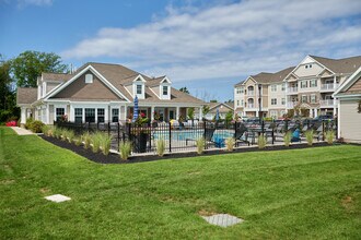 Winding Creek Apartments in Webster, NY - Building Photo - Building Photo