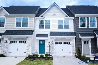 10642 Wrexham Townes Vw in Chester, VA - Building Photo - Building Photo