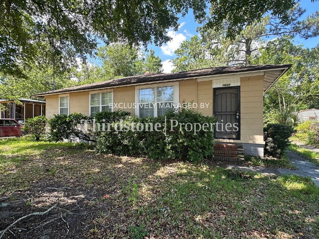 5638 Vernon Rd