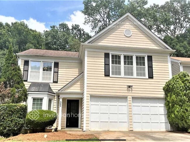property at 985 Wenham Ln