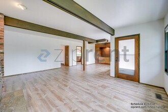 4110 44th Ave SW in Seattle, WA - Building Photo - Building Photo