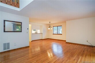 9 Red Stone Way in Farmington, CT - Building Photo - Building Photo